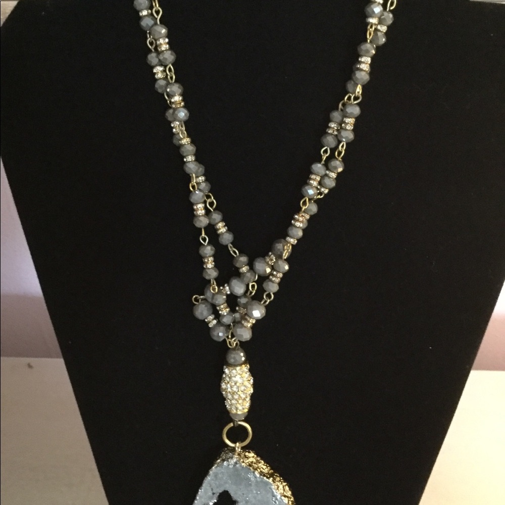 Jewelry - Picture 3 of 4